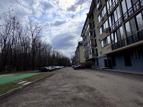 квартира за адресою Абрикосова вул., 14