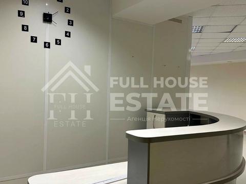 коммерческая по адресу Антоновича ул. (Горького), 172