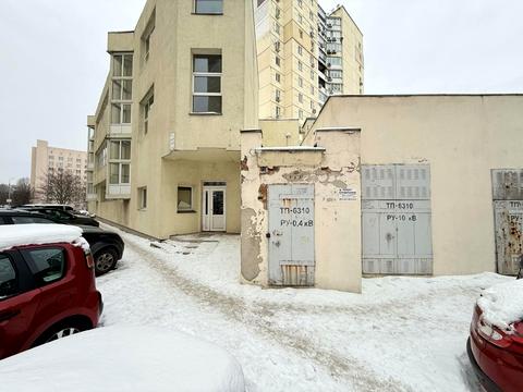 комерційна за адресою Федора Ернста вул., 8