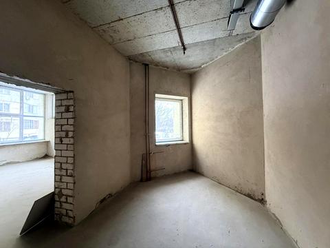 комерційна за адресою Федора Ернста вул., 8