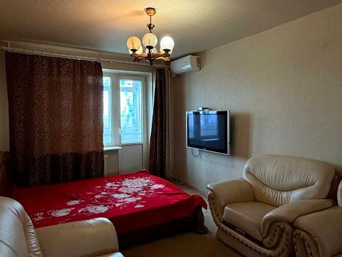 квартира за адресою Набережна Перемоги вул., 130 к1