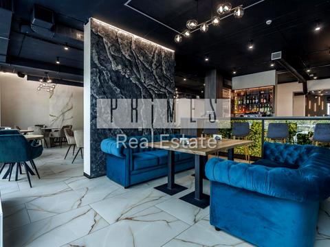 комерційна за адресою Дніпровська набережна вул., 15-Є