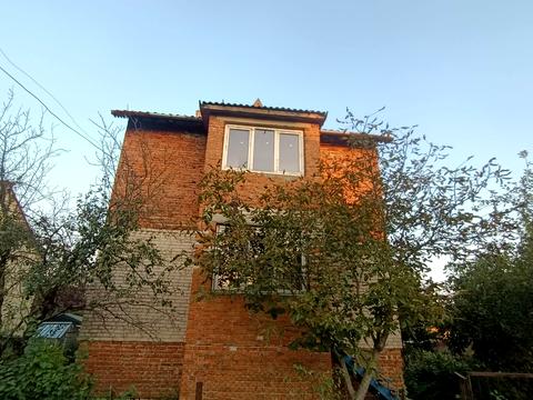 будинок за адресою Трояндова