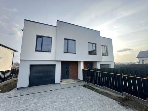 будинок за адресою Сонячна вул., 8