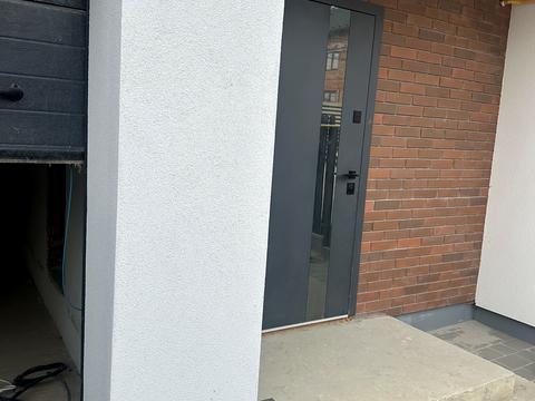 будинок за адресою Сонячна вул., 8