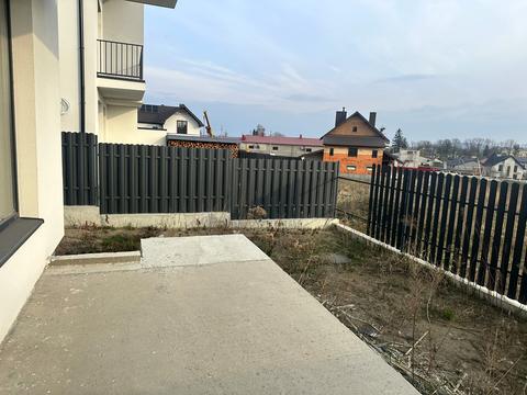 будинок за адресою Сонячна вул., 8