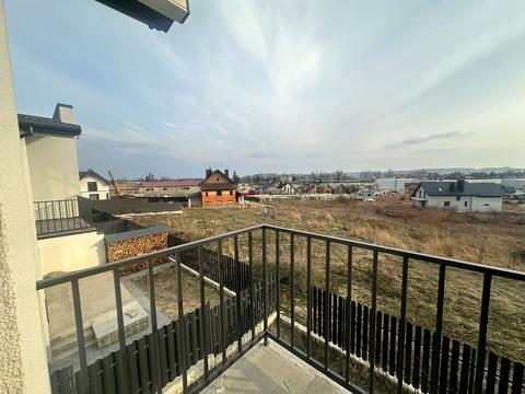 будинок за адресою Сонячна вул., 8