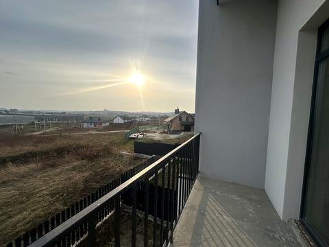 будинок за адресою Сонячна вул., 8