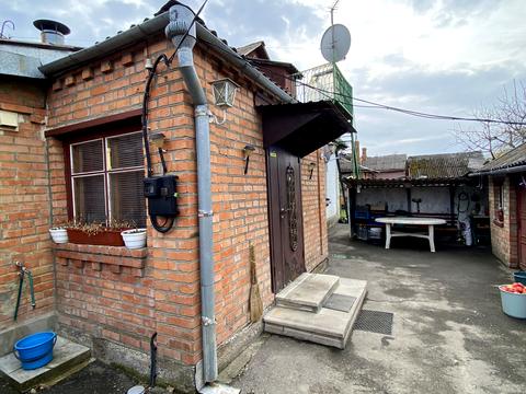 дом по адресу 1-й Замковый пер. (1-й Петровского), 13