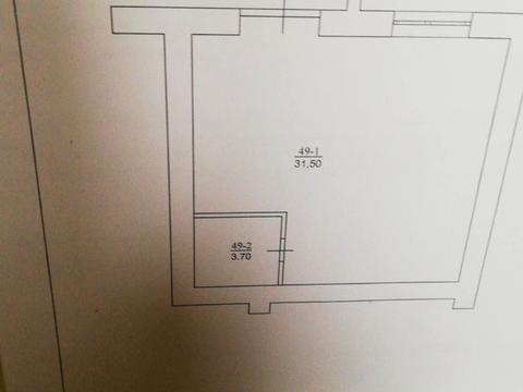 комерційна за адресою Паркова вул., 4