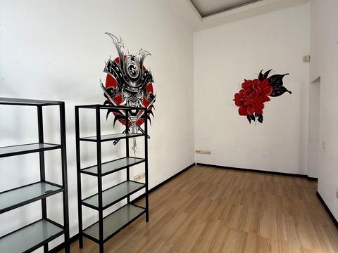 комерційна за адресою Ніни Строкатої вул. (Буніна), 14