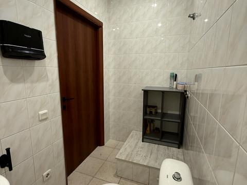 комерційна за адресою Ніни Строкатої вул. (Буніна), 14