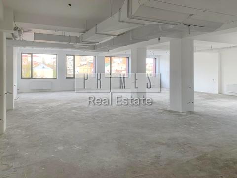 комерційна за адресою Саксаганського вул., 53/80