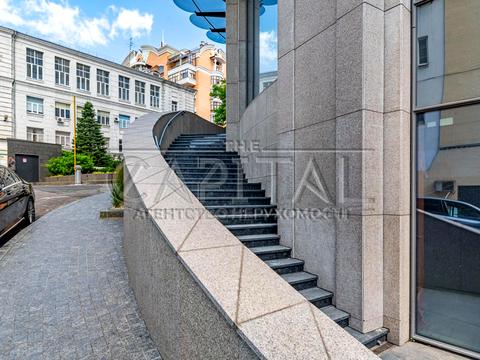 коммерческая по адресу Лютеранская ул., 14в