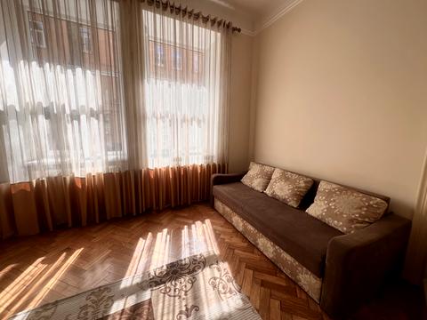 квартира за адресою Миколи Леонтовича вул., 3