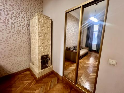 квартира за адресою Миколи Леонтовича вул., 3