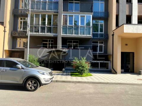 комерційна за адресою Метрологічна вул., 148В