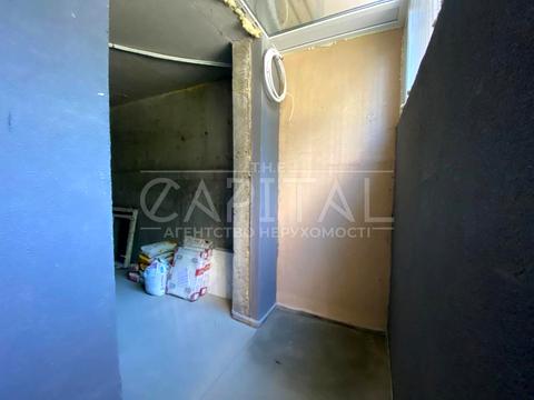 комерційна за адресою Метрологічна вул., 148В