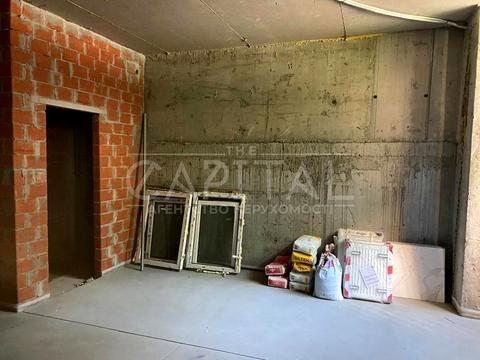 комерційна за адресою Метрологічна вул., 148В