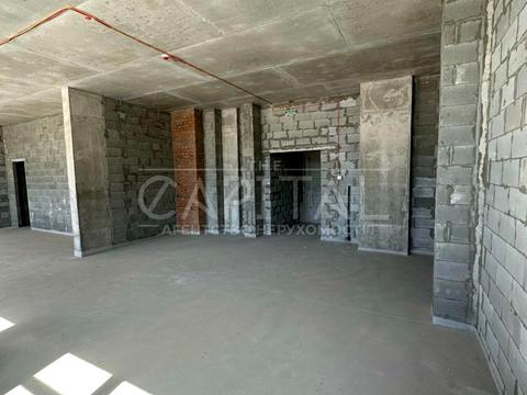 комерційна за адресою Миколи Бажана просп., 8