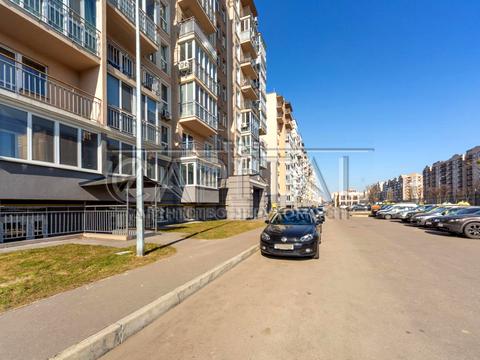 комерційна за адресою Метрологічна вул., 58