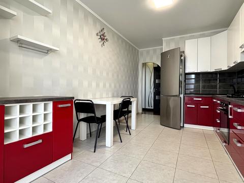 квартира за адресою Василя Симоненка вул., 117