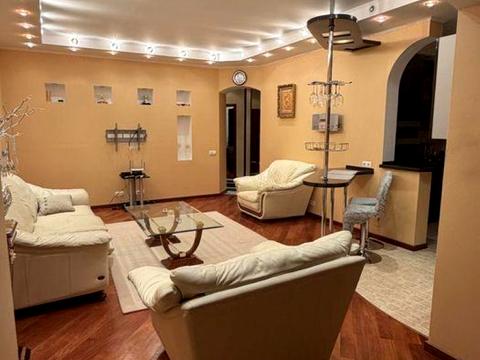 квартира за адресою Івана Мар'яненка пров., 7