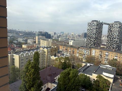 квартира по адресу Василия Тютюнника ул. (Анрі Барбюса), 16