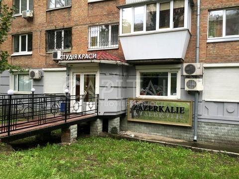 комерційна за адресою Джона Маккейна вул. (Івана Кудрі), 42