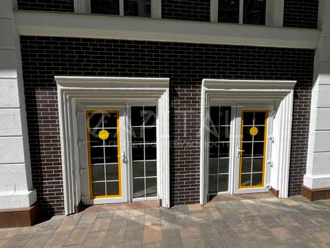 комерційна за адресою Михайла Максимовича вул. (Онуфрія Трутенка), 24