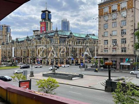 коммерческая по адресу Тараса Шевченко бульв., 2