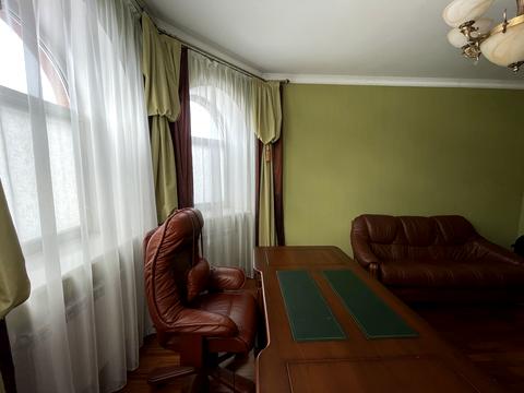 будинок за адресою Мрія вул., 1