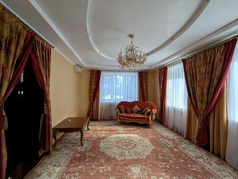 будинок за адресою Мрія вул., 1