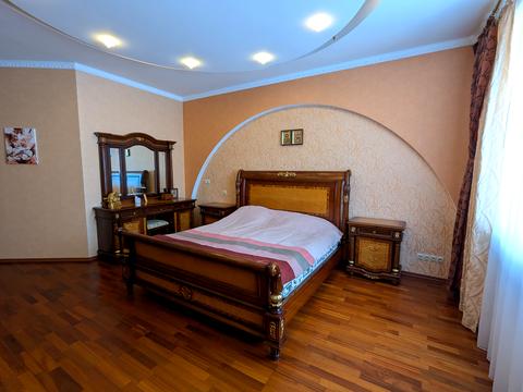 будинок за адресою Мрія вул., 1