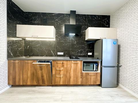 квартира за адресою Героїв Небесної Сотні просп., (Будинок 14/4)