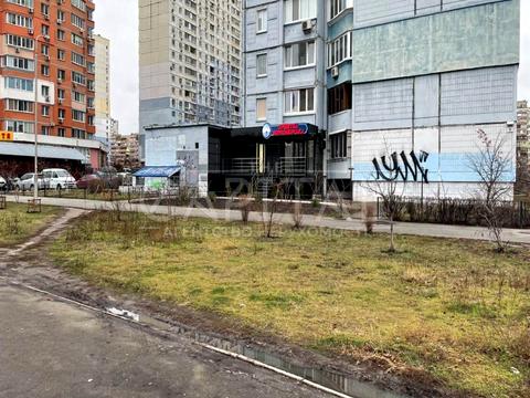 комерційна за адресою Костянтина Данькевича вул., 8