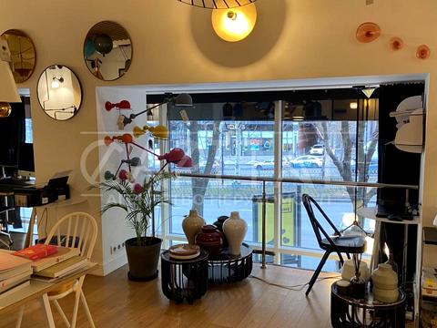 коммерческая по адресу Леси Украинки бульв., 20/22