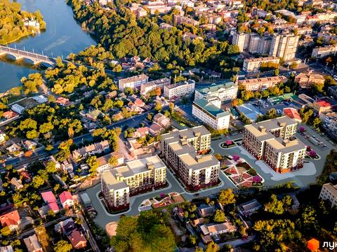 коммерческая по адресу И.Богуна ул., (Будинок 3)