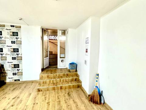 комерційна за адресою Івана Мазепи вул. (Січневого Повстання), 14