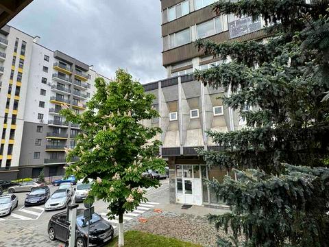 комерційна за адресою Вовчинецька вул., 222