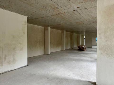 комерційна за адресою Вовчинецька вул., 222