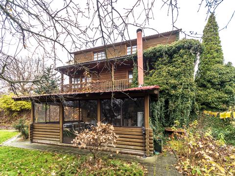 будинок за адресою Залужна вул.