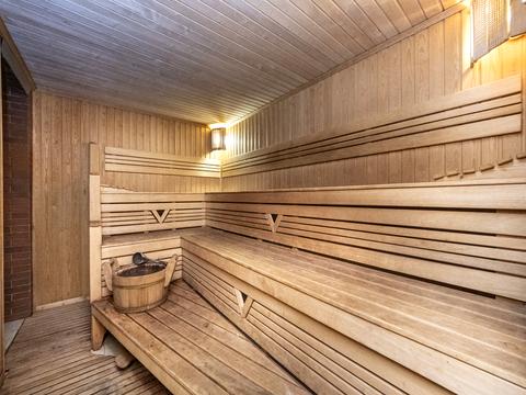 будинок за адресою Залужна вул.