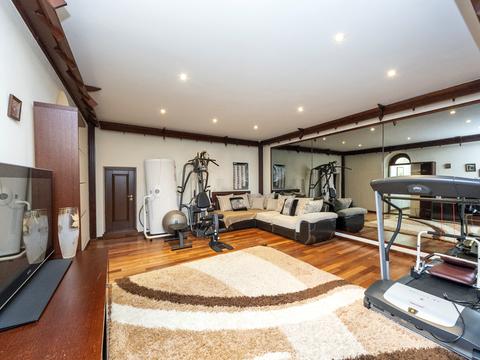 будинок за адресою Залужна вул.