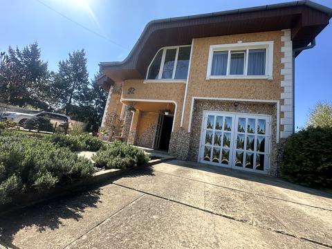 дом по адресу Свободи ул.