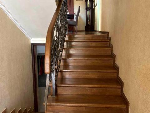 дом по адресу Свободи ул.