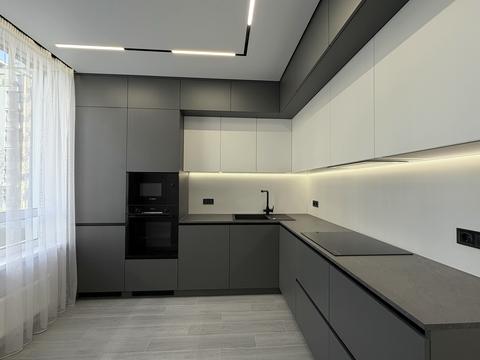 квартира за адресою Салютна вул., 2к18