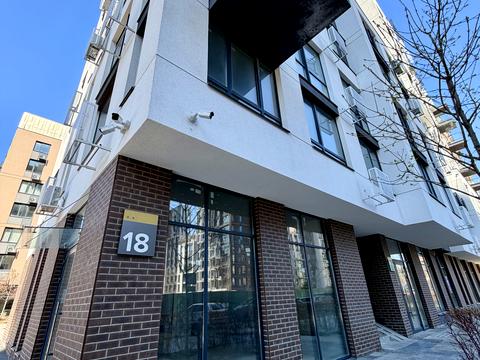 квартира за адресою Салютна вул., 2к18