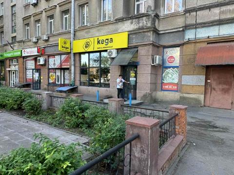 комерційна за адресою Практична вул., 8