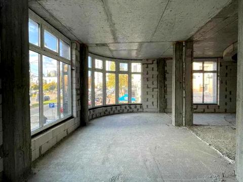 комерційна за адресою Шкільна вул., 73-Г